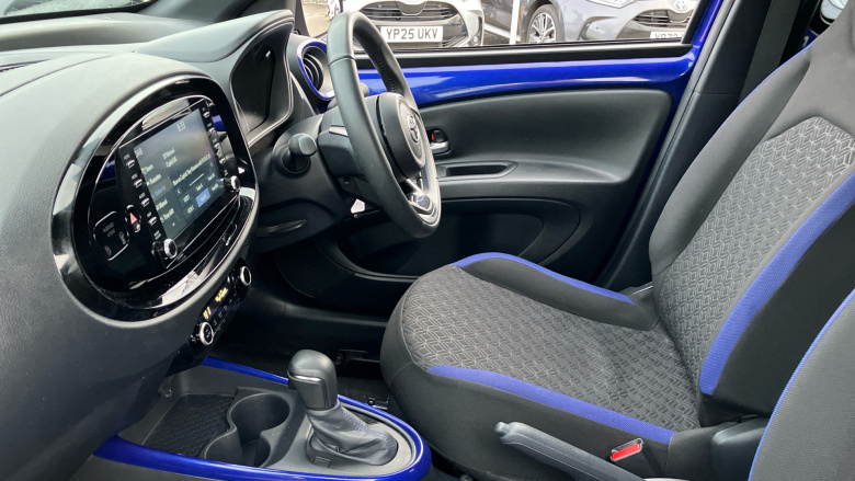 Toyota Aygo X 1.0 VVT-i Edge 5dr Auto Petrol Hatchback